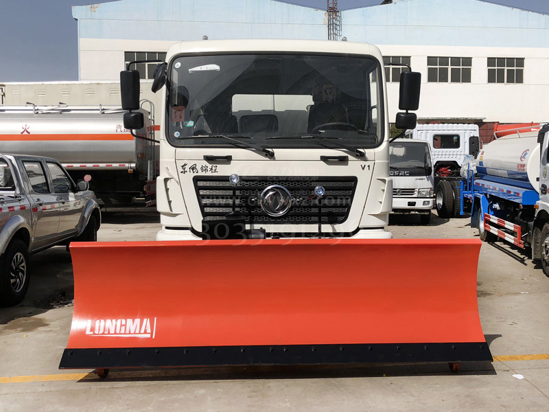 �๦�ܞ�ˮ��ѩ܇ ���b3�׳�ѩ�P