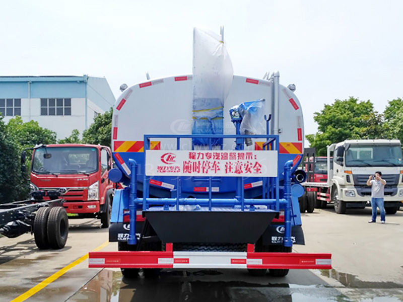 �|�L(f��ng)�¿��܇ ���/����˹10-12����ˮ܇