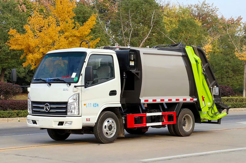 �P�R4���{(l��n)�Ɖ��s����܇