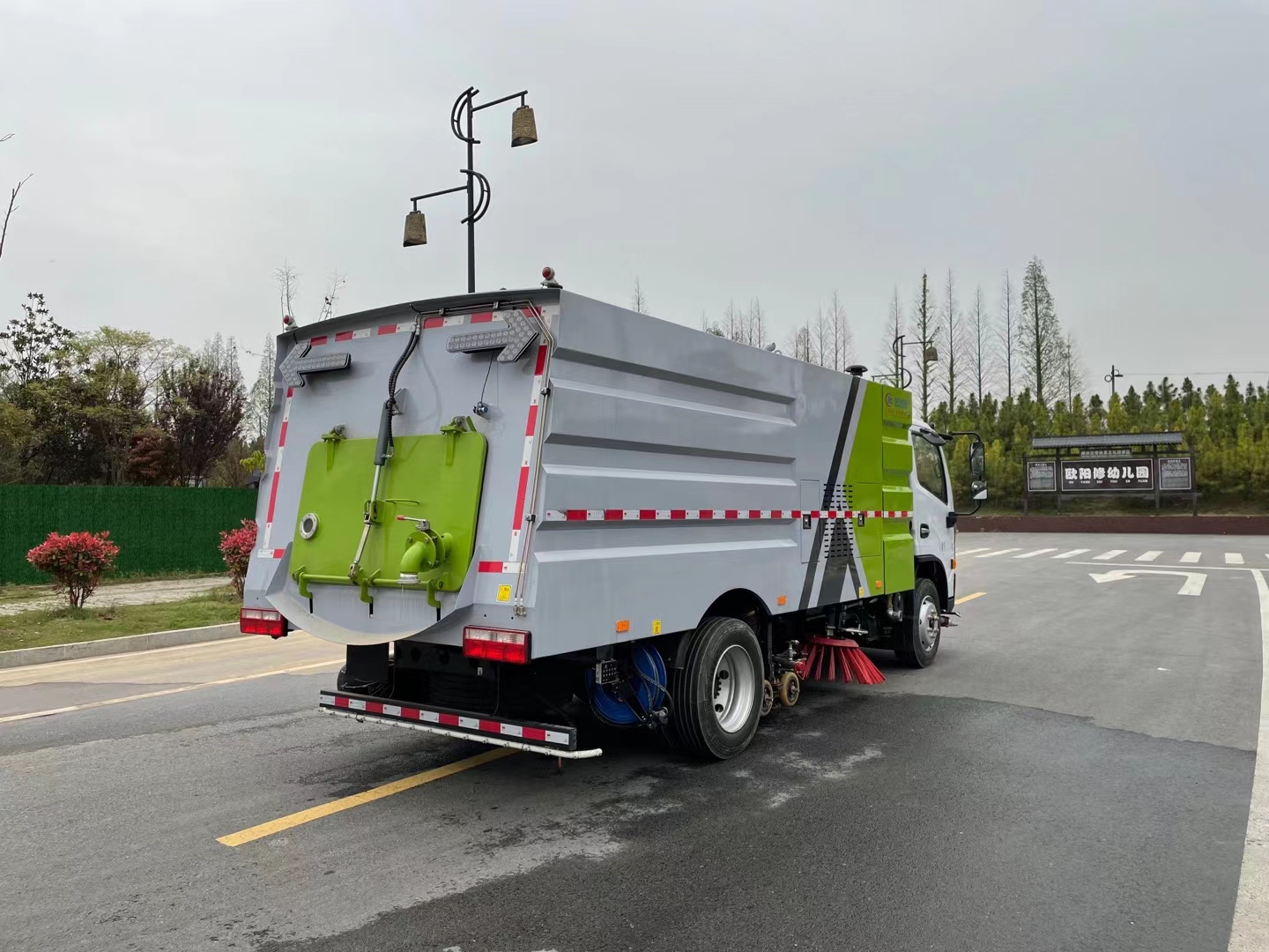 �߶ˇ����|�L(f��ng)�������ϴ��܇