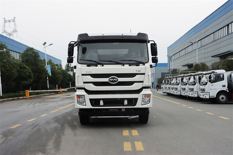 10����늄ӱȁ���T8�๦���։m��ˮ܇