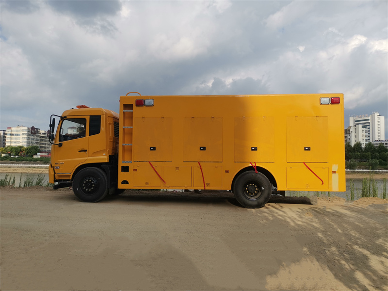 ���\3000����ˮ܇