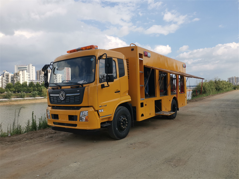 ���\3000����ˮ܇