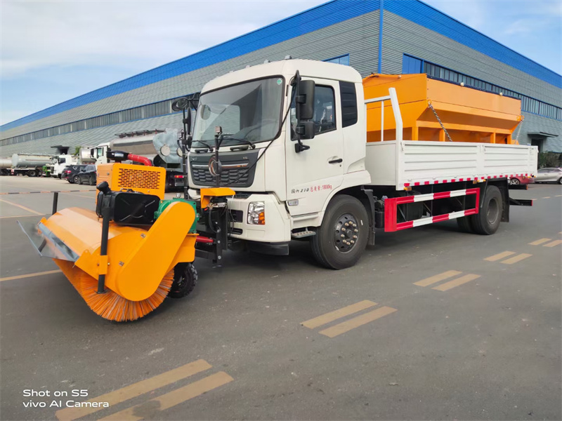 �Ԏ���(d��ng)��3�ג�ѩ�L